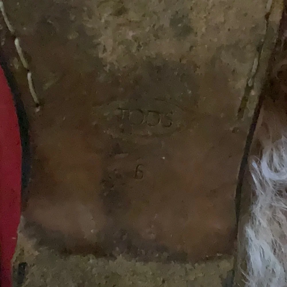 “TOD’S” GOMMINO Red Leather Slip On Driving Style Studded Detail Loafer. - Picture 14 of 16